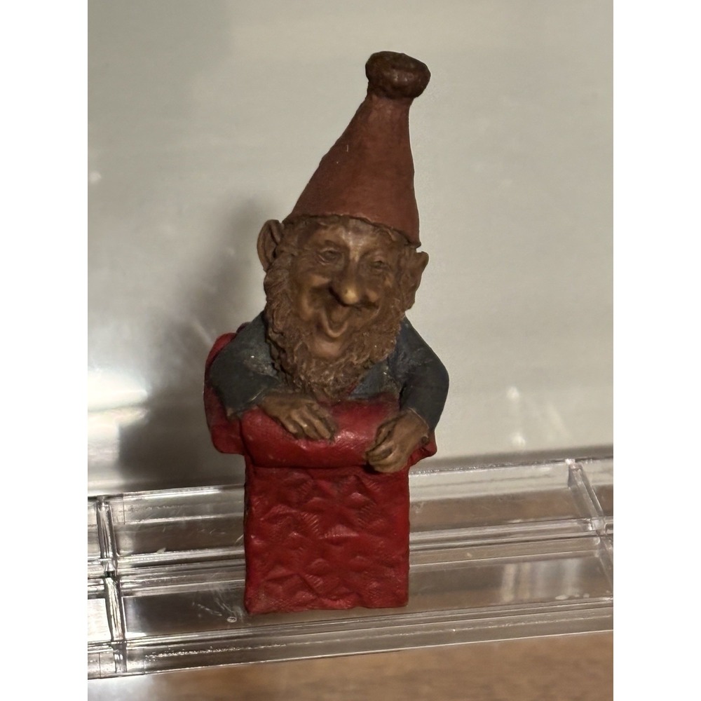 THOMAS TOM CLARK GNOME # 5014, "GIFT G" - 1986 EDITION 33